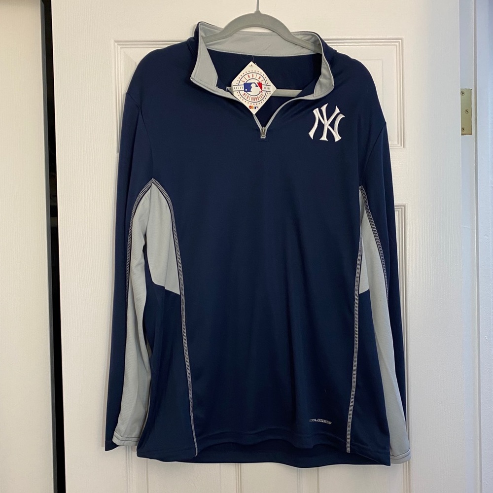 Men’s Majestic 1/4 zip Yankee Pullover NWT